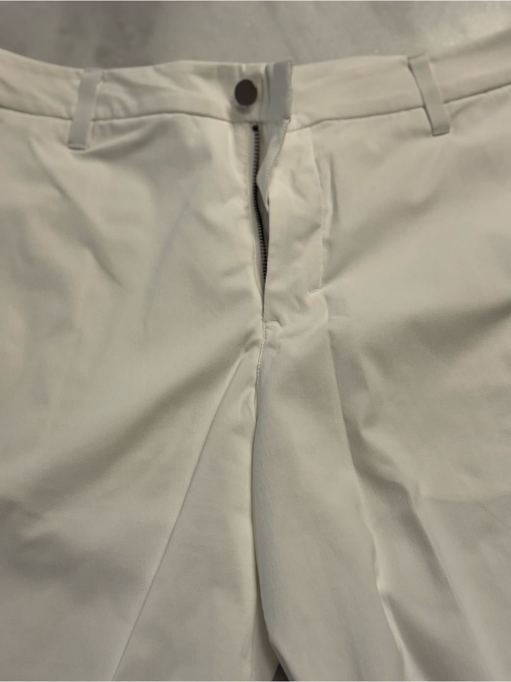 lululemon athletica Men's White Flat-Front Performance Shorts